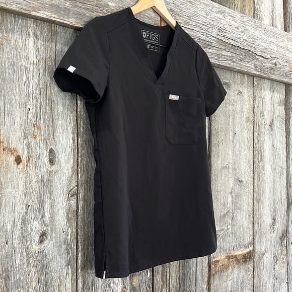 Figs Black Women's Scrub Set - Picture 5 of 16